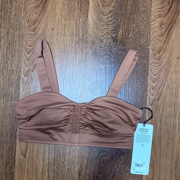 alo yoga airbrush cinch bra - Picture 2 of 3